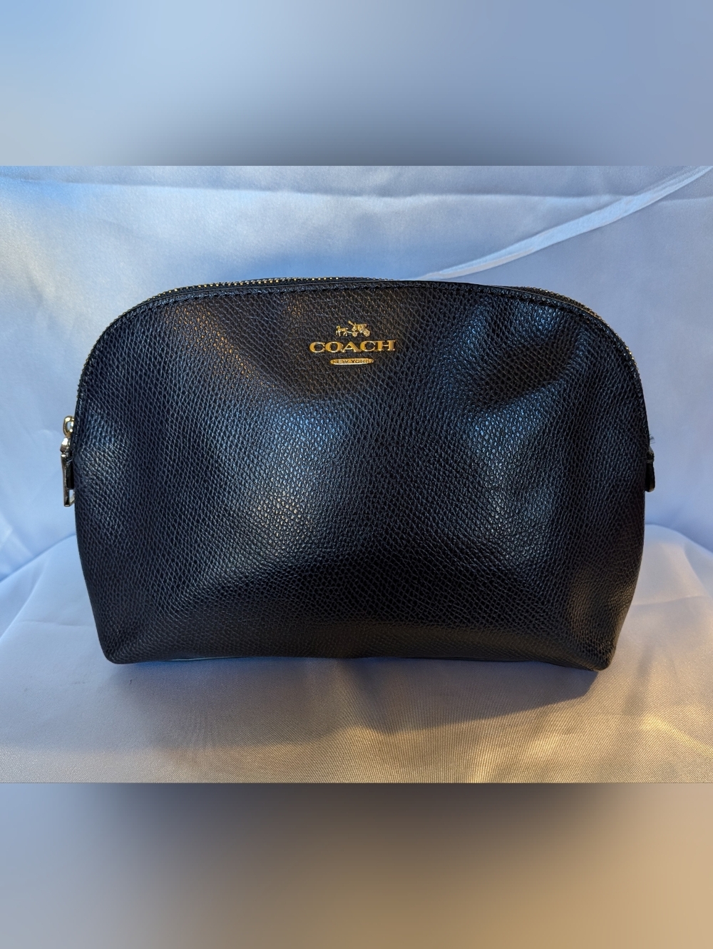 COACH Navy Leather Toiletry Pouch EUC